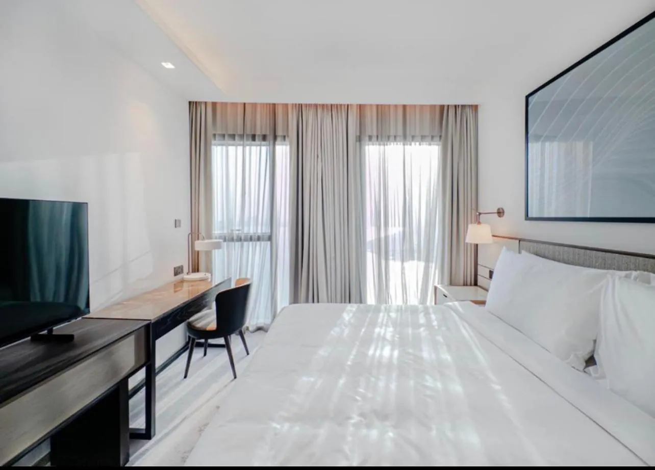 Luxurious One Bedroom Apartments Is District 1 Dubai